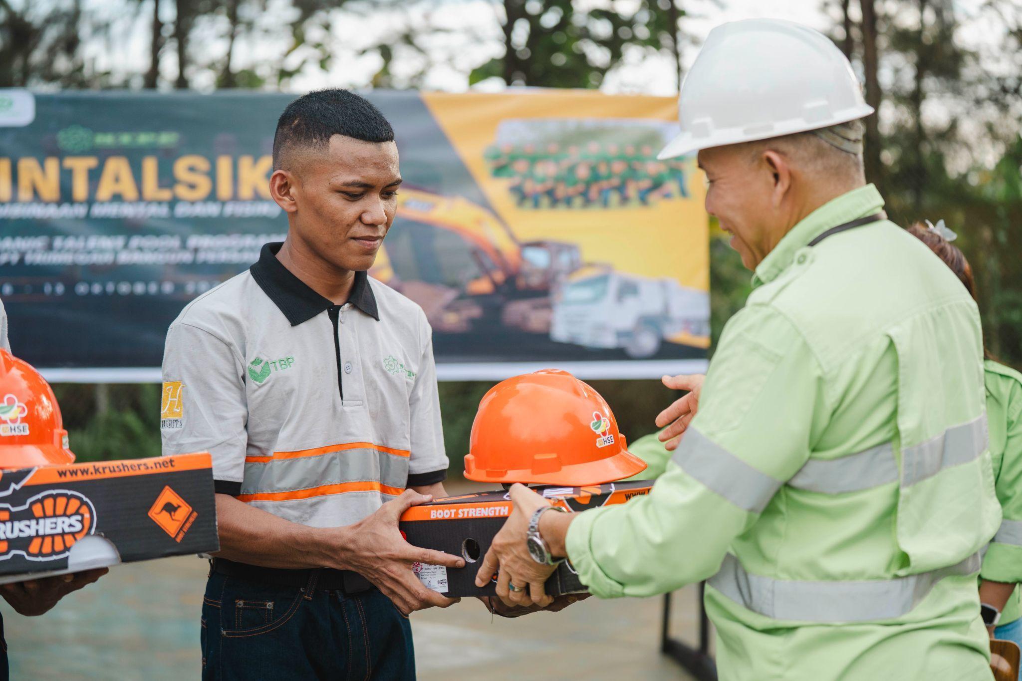 Harita Nickel Develops Local Talent Through Mechanic Talent Pool Program