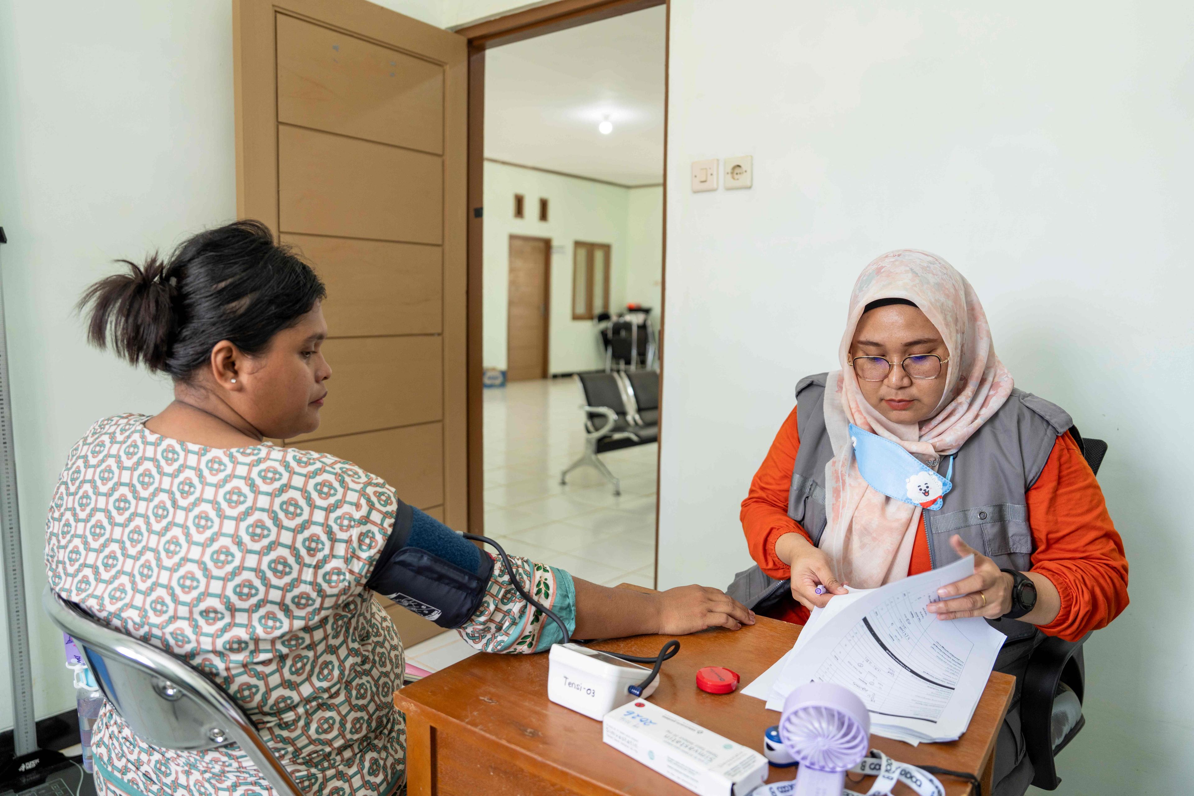 FKIK Unkhair and Harita Nickel Bring Free Health Check-ups and Hypertension Awareness to Obi Island