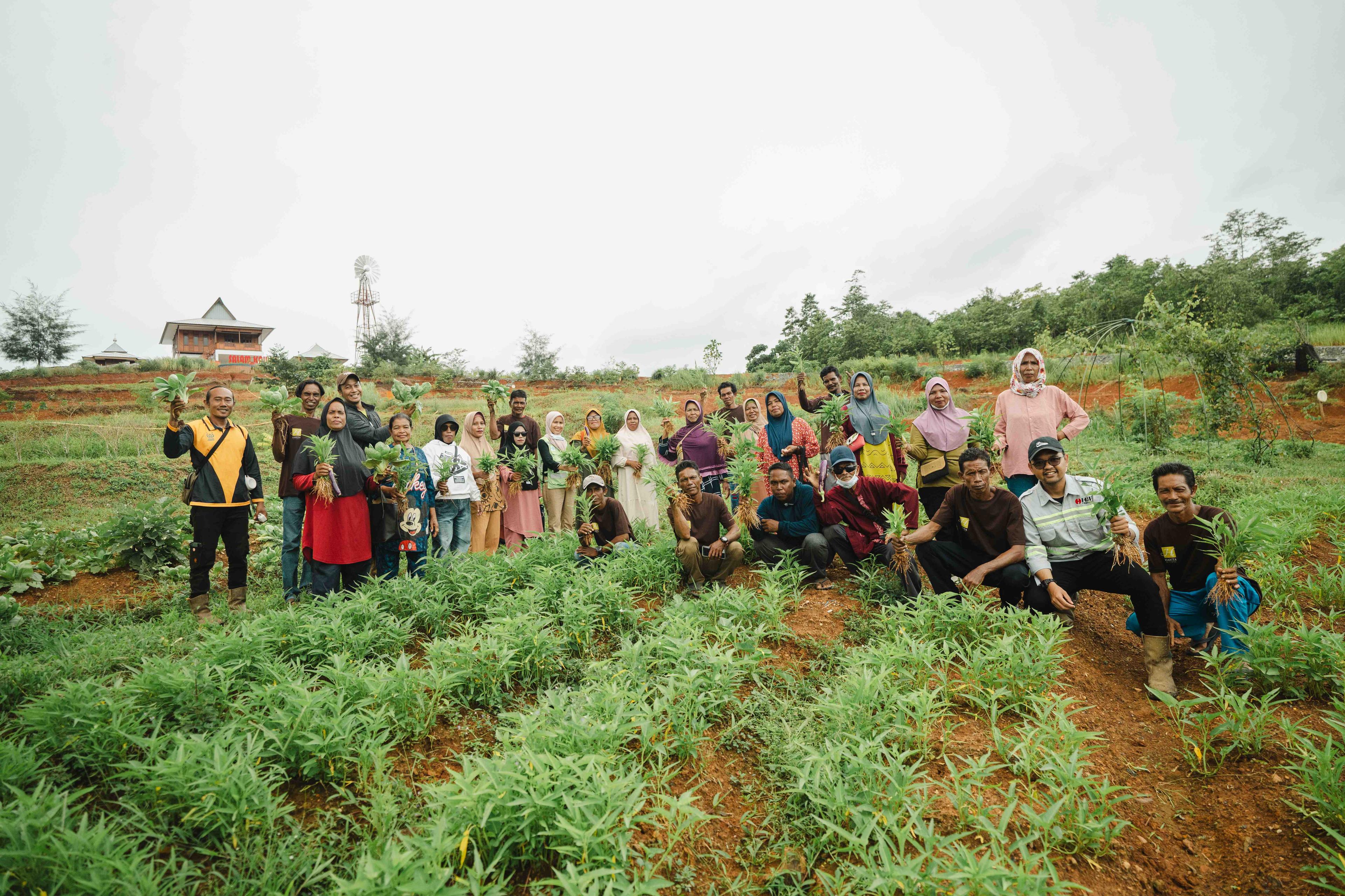 Harita Nickel invited Soligi residents to learn integrated agriculture at Salam Kawasi