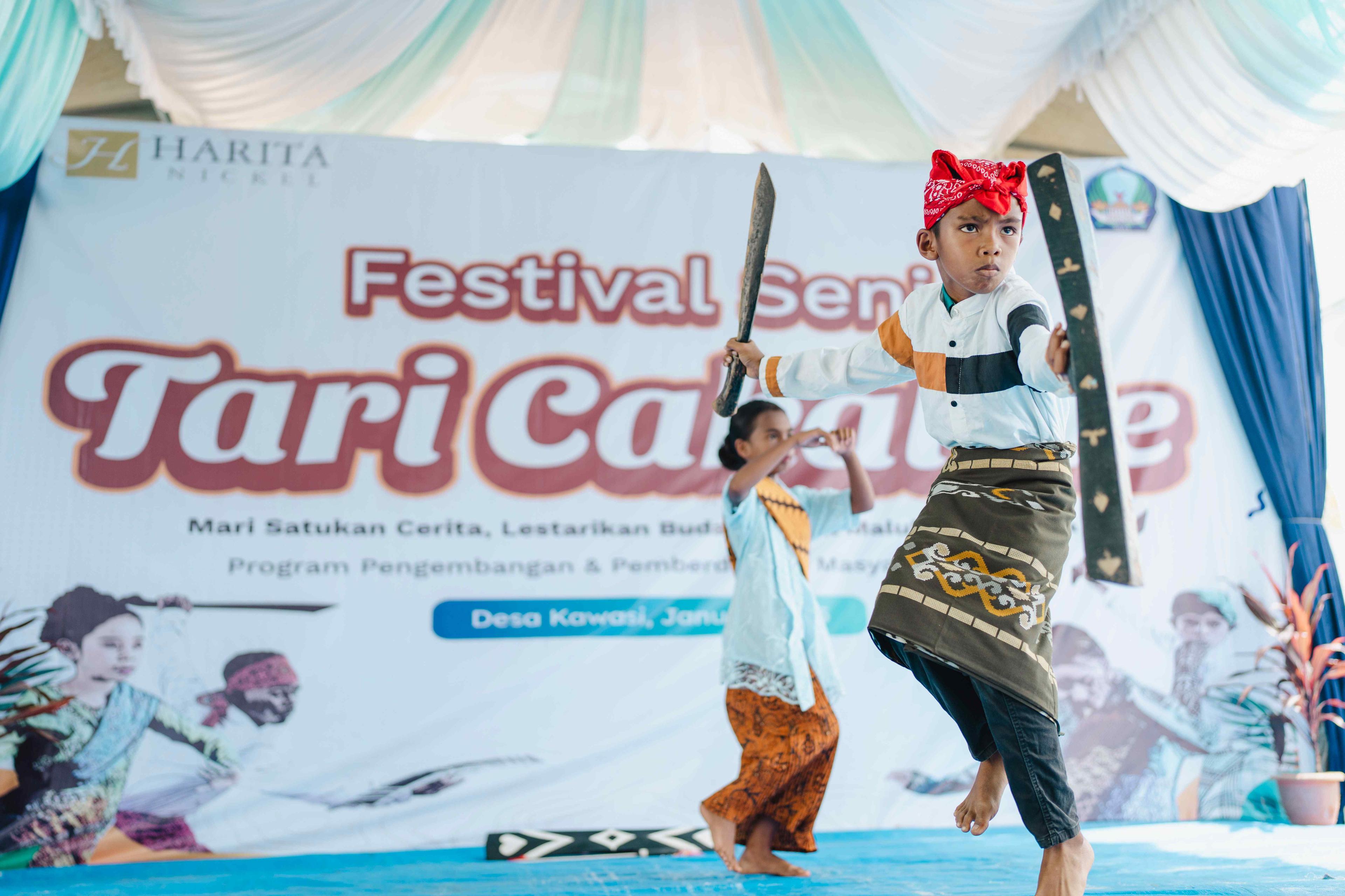 Harita Nickel Preserves Tradition in Desa Kawasi Through the Cakalele Dance Festival