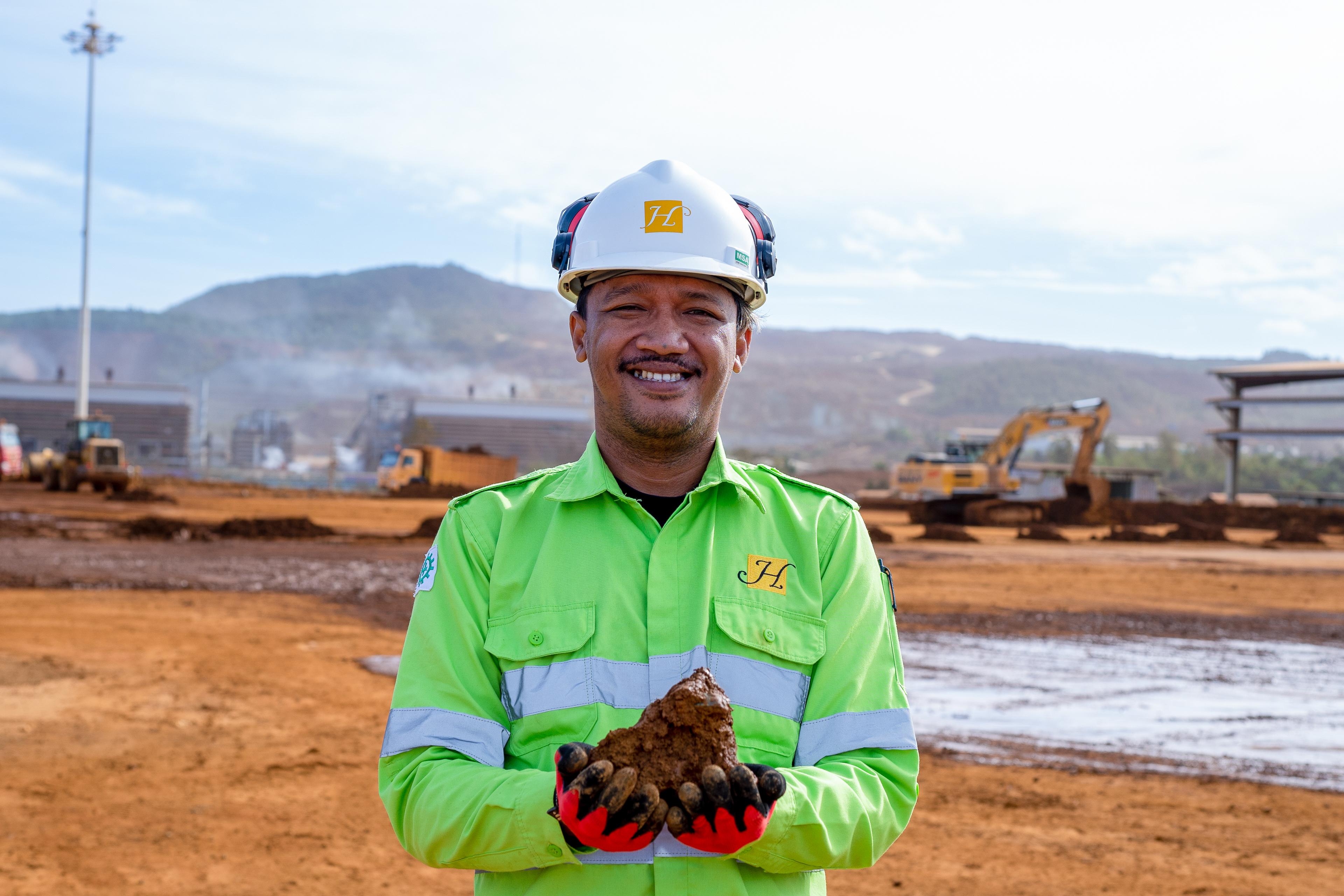 Understanding Nickel's Natural Forms: From Laterite to Sulfide Rocks