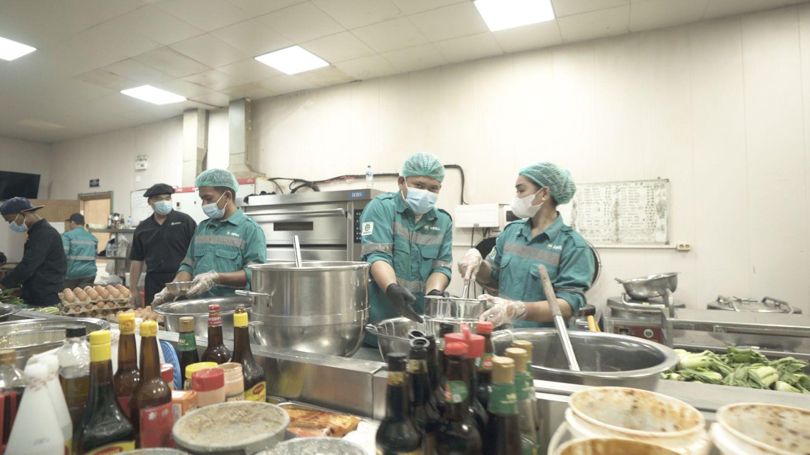 The Kitchens That Never Rest: The Vital Role of Pulau Obi’s Community in Harita Nickel