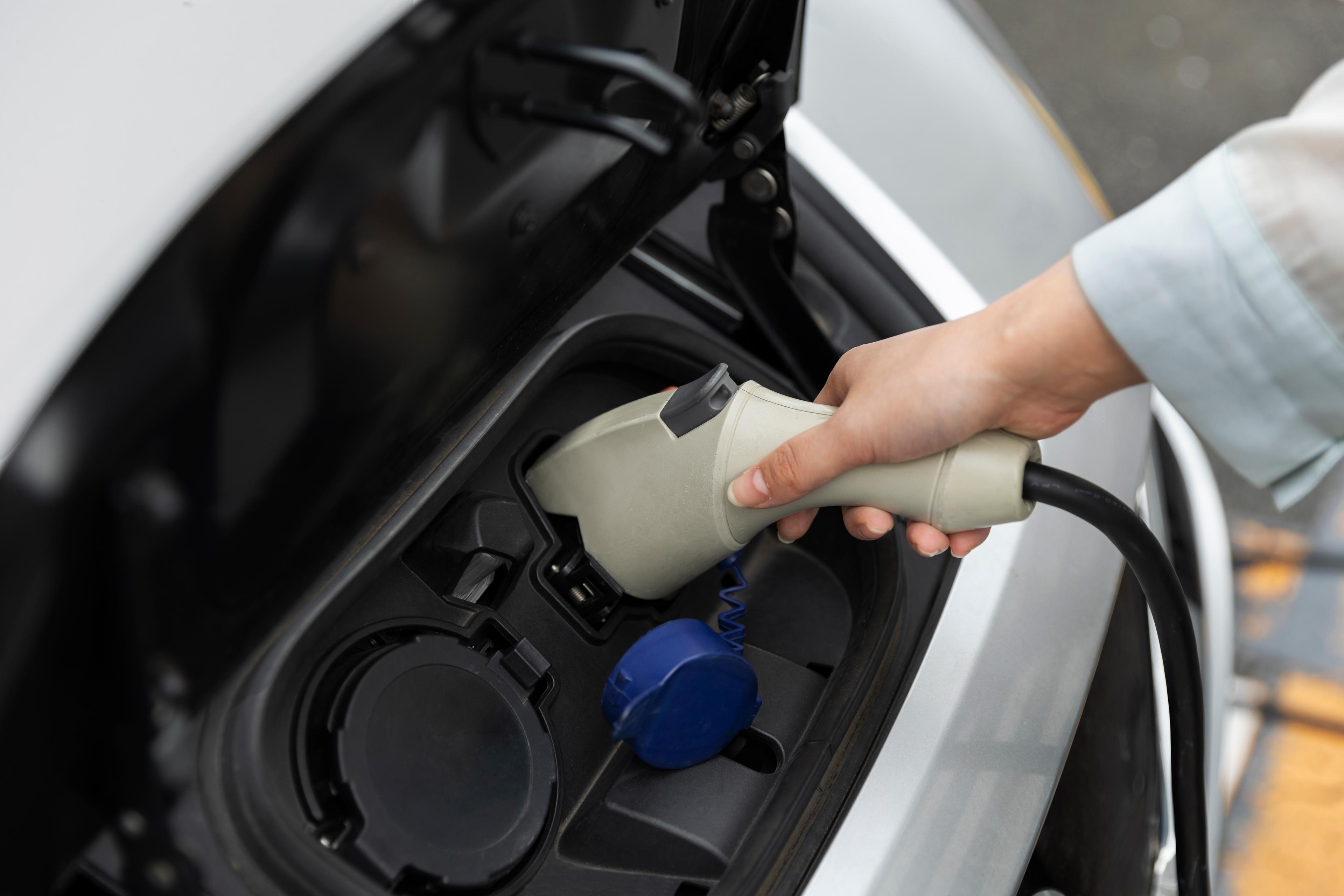 What is the Function of Nickel in Electric Vehicle Batteries?
